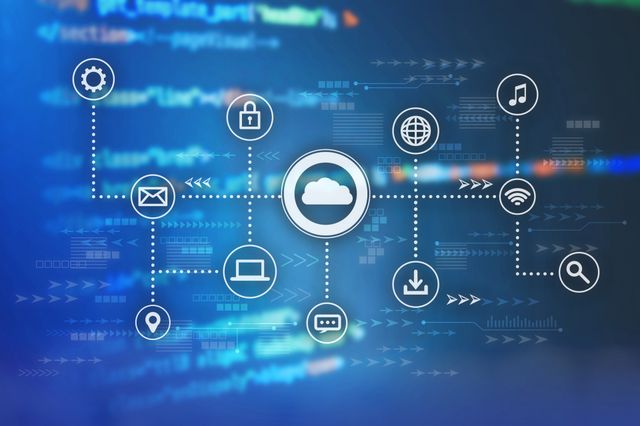 業務システム構築プラットフォームの比較分析：kintone、Lark、mondayの特徴と選定のポイント